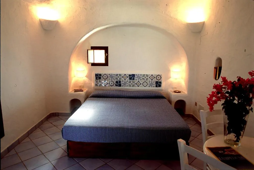 I Dammusi Di Borgo Cala Creta Hotel Lampedusa 3*,