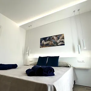  Affittacamere Villino Uso Turistico Cala Croce