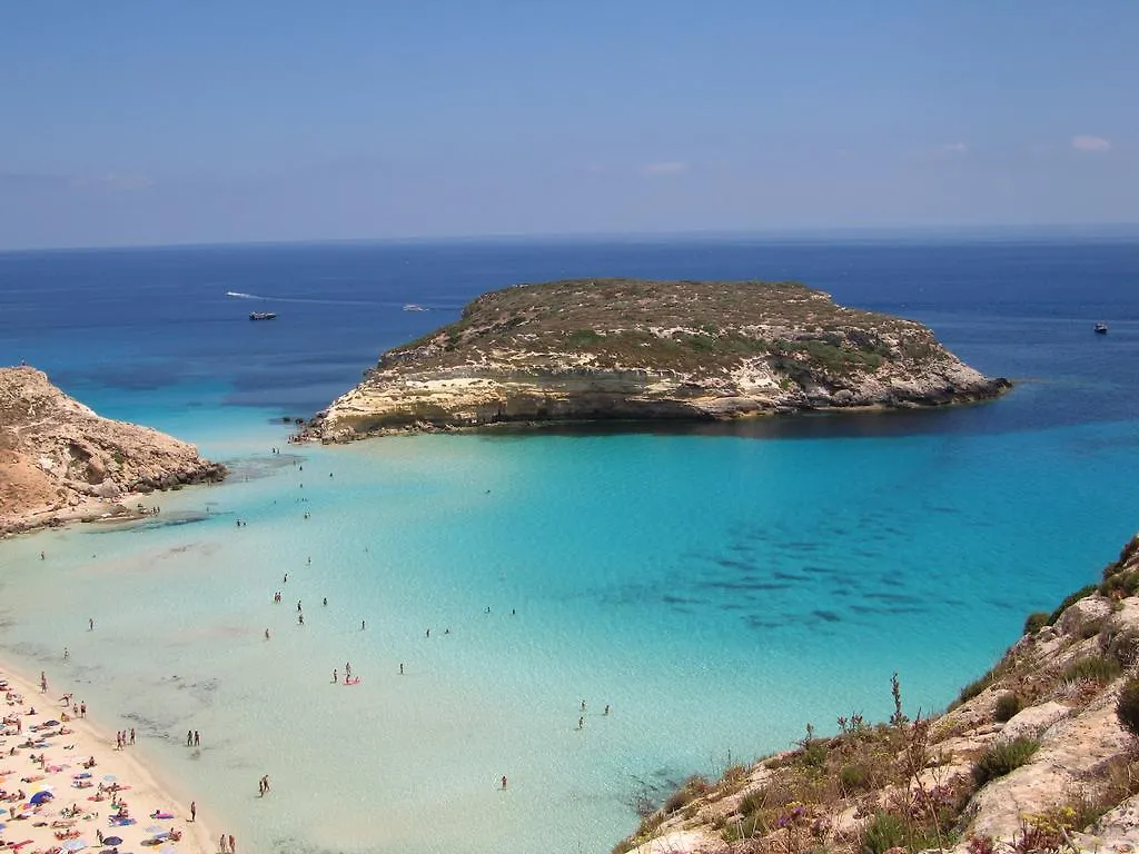 ***  I Dammusi Di Borgo Cala Creta Hotel Lampedusa Italy