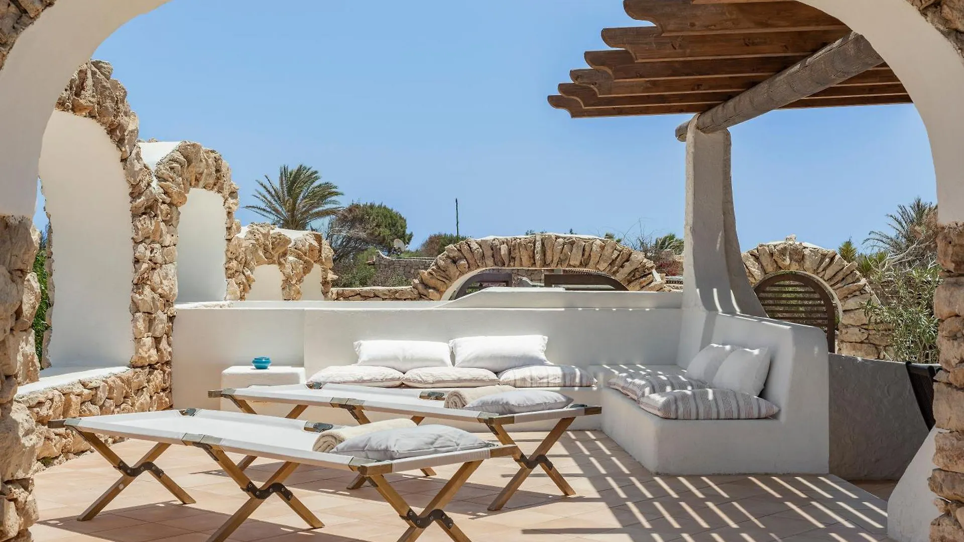 I Dammusi Di Borgo Cala Creta Hotel Lampedusa Italy