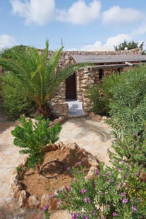 I Dammusi Di Borgo Cala Creta Hotel Lampedusa 3*,