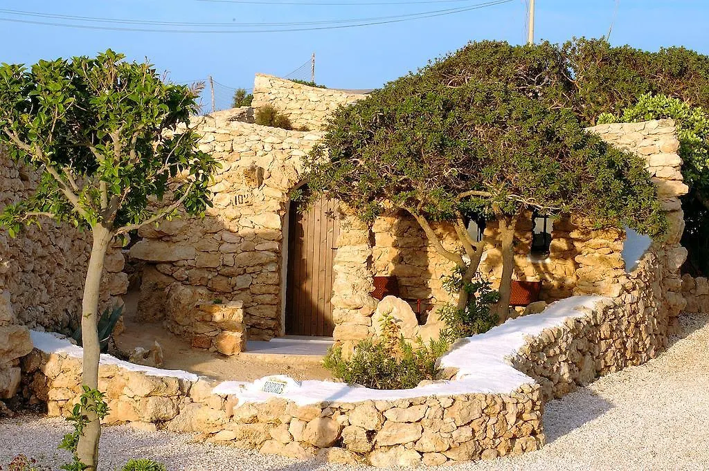 I Dammusi Di Borgo Cala Creta Hotel Lampedusa 3*,  Italy
