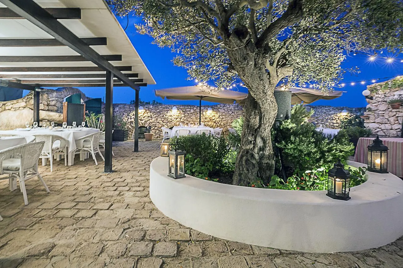 I Dammusi Di Borgo Cala Creta Hotel Lampedusa Italy